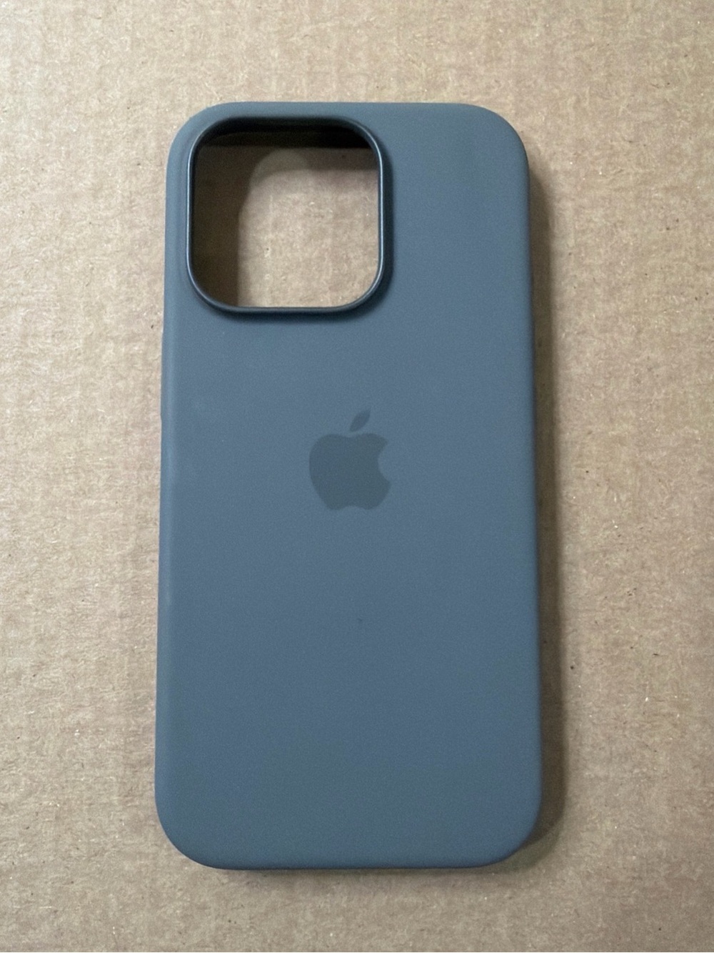 For iPhone 14 15 16e 16 17 Pro , Silicone Magnetic Apple Case Gray
